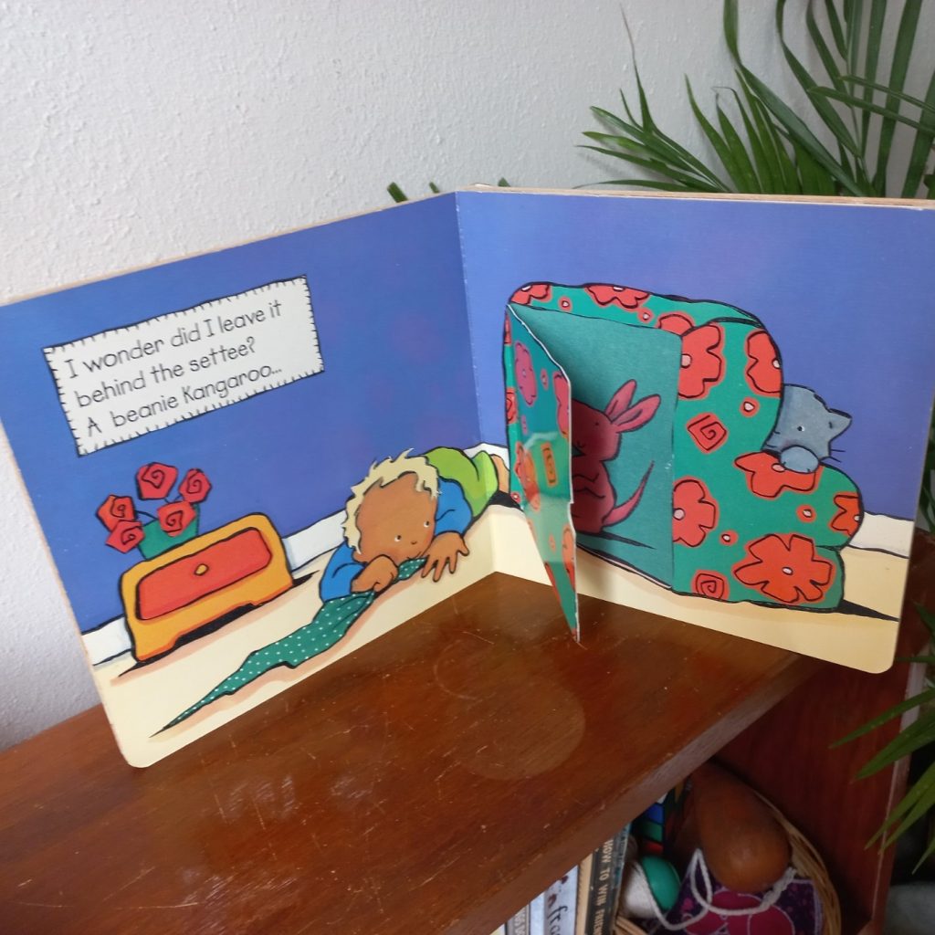 A Lift the Flap' Potty Hunt! Book - Image 2