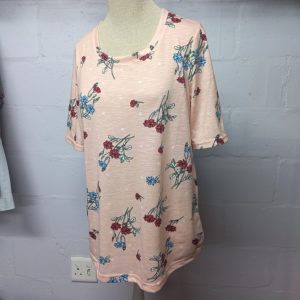 Pink and Flower T-shirt | Small