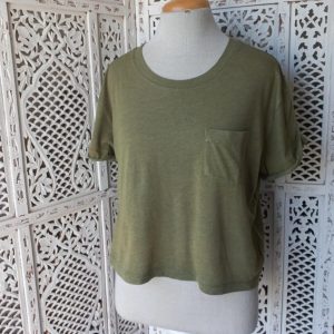 Green T-shirt | Medium