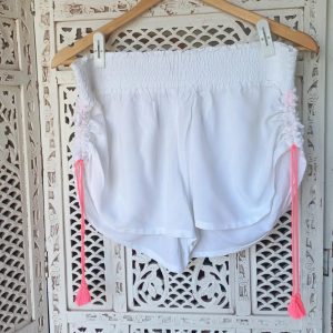 White Shorts | Medium