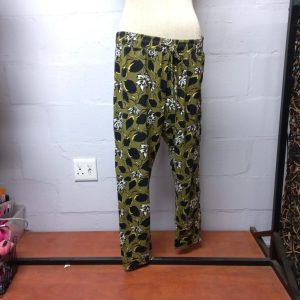 Black and Green Pants | 34