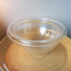 2 x Plastic Mixing Bowls