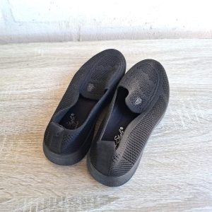 Black Breathable Fabric Shoes