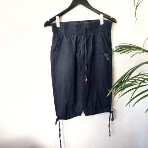 Black 3/4 Pants | Small