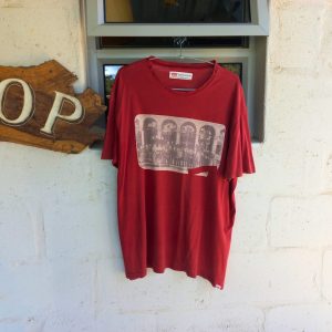 Red T-shirt | Large