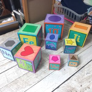 9 x Nesting Boxes