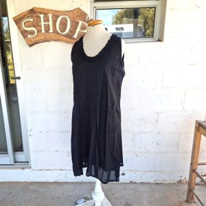 Black Dress | Medium