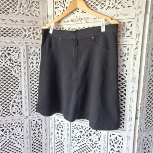 Black Skirt | Large