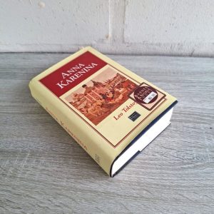 Anna Karenina - Leo Tolstoy