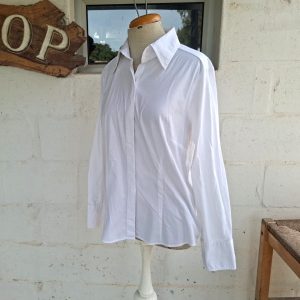 White Shirt | 16