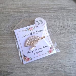 Fan Shaped Hairclip with Pearls